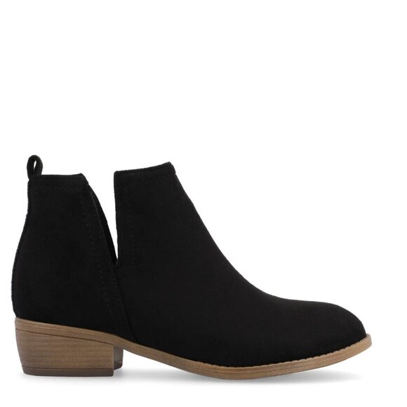 JOURNEE COLLECTION RIMI BLOCK HEELED BOOTIES IN FAUX SUEDE - Picture 7 of 9